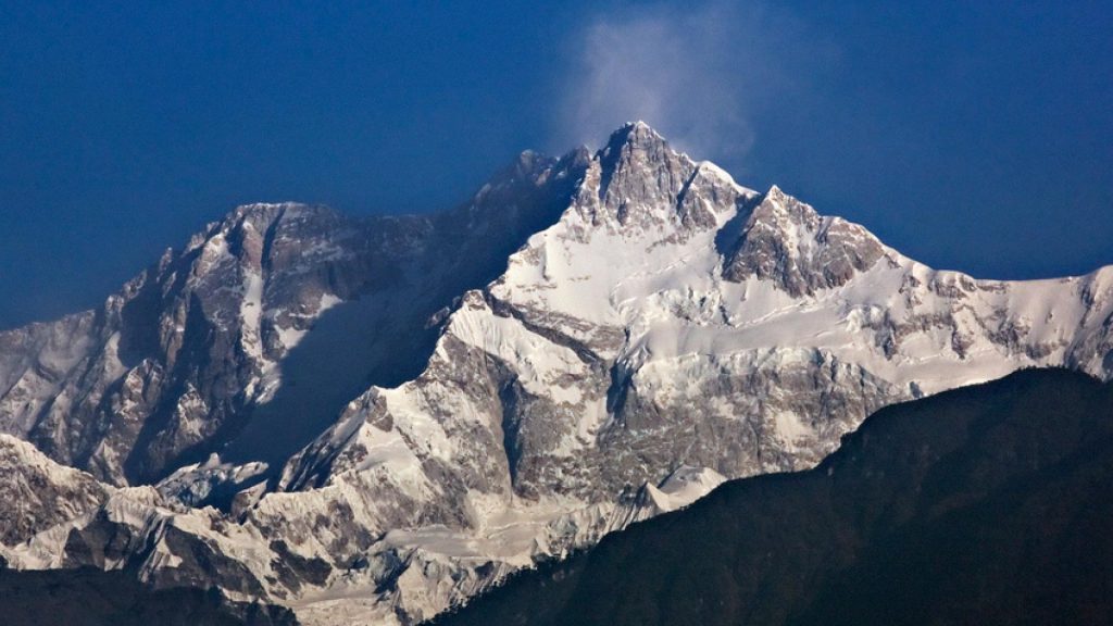 Kanchenjunga Circuit Trek